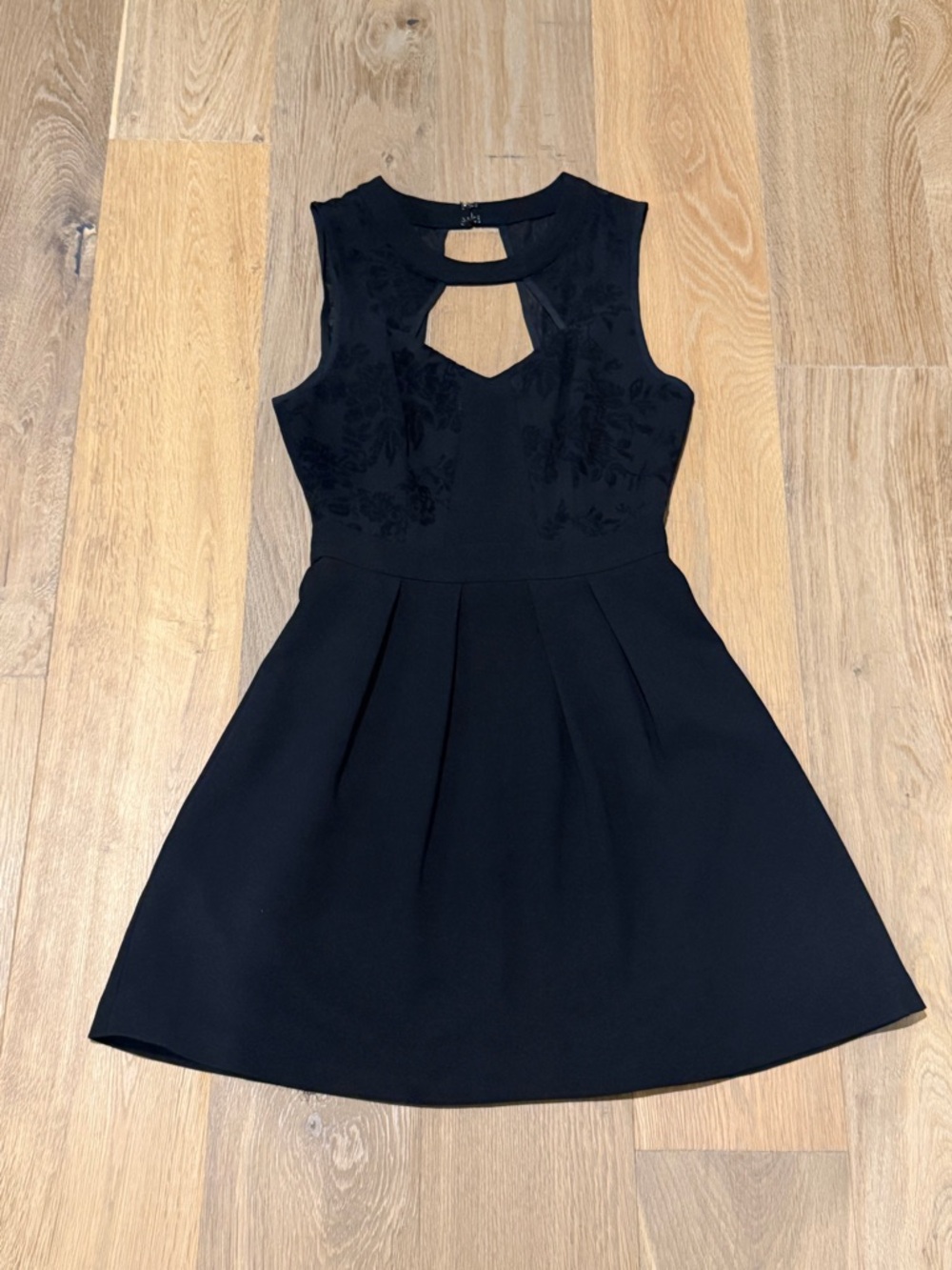 BCBGeneration Black Sleeveless Mini Dress Lace Detail Size 0